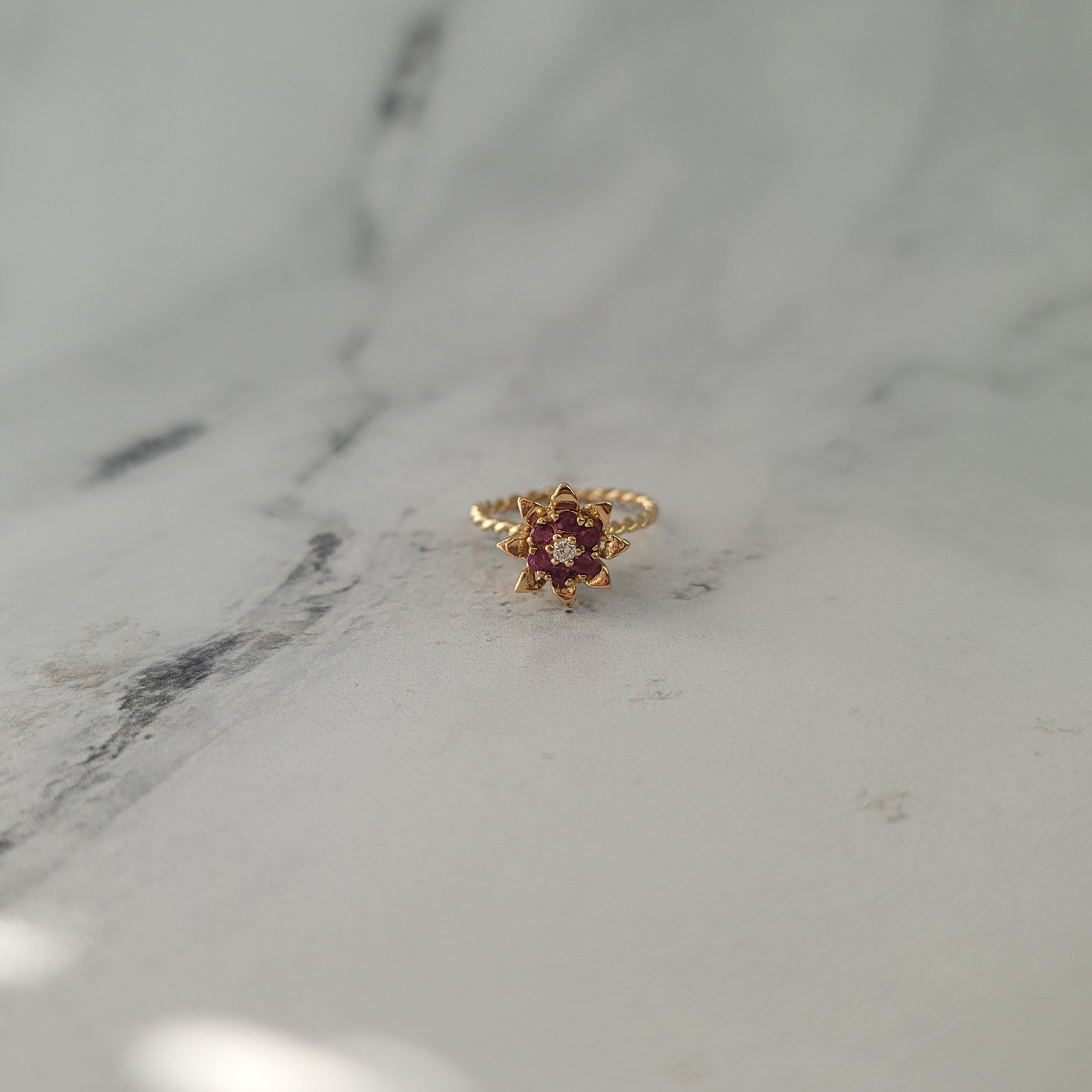 14k yellow gold ruby tulip ring