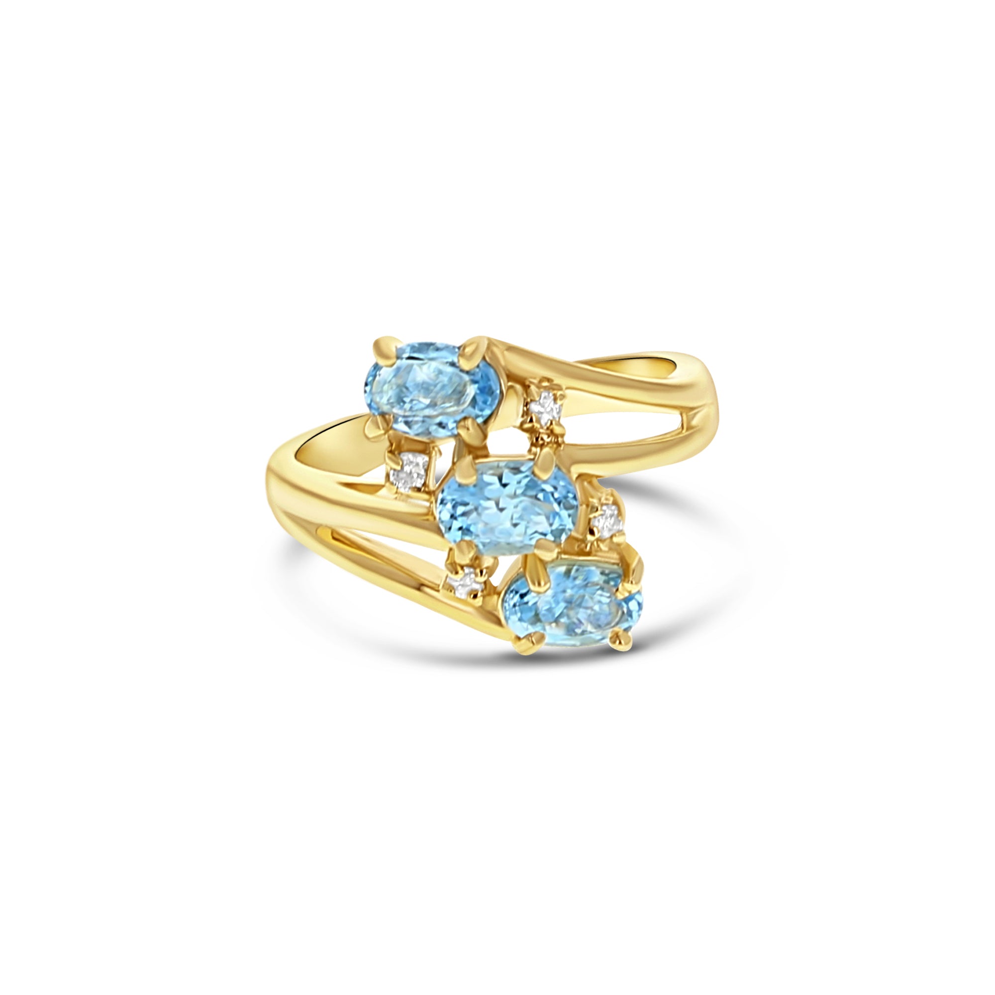 Anillo de diamantes con topacio azul ovalado en oro amarillo de 14 k